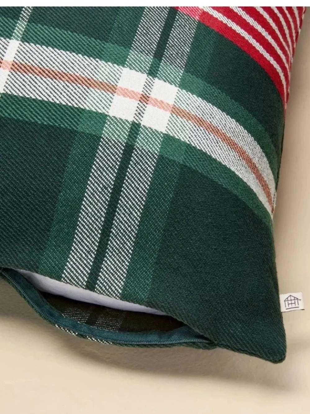 HEARTH & HAND NWT 24